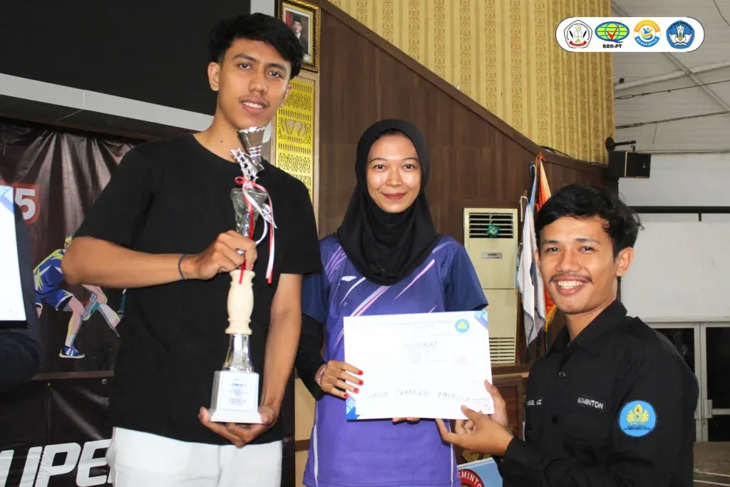 Mahasiswa STIE ISM Mendapat Juara 1 Pada Direktur Cup POLINELA 2025